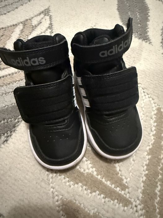 Детски обувки Adidas