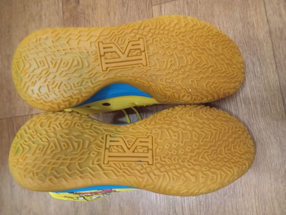 Nike Kyrie 7 Spongebob
