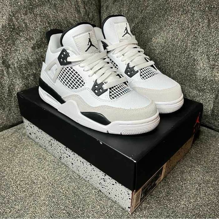 Jordan's ,4,1 noi