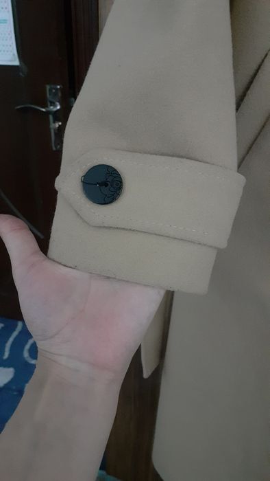 Женский палто сотилади