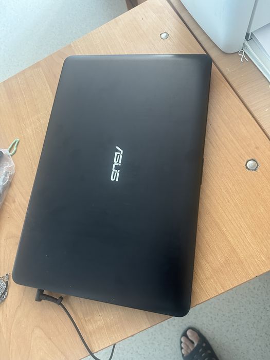 Ноутбук Asus