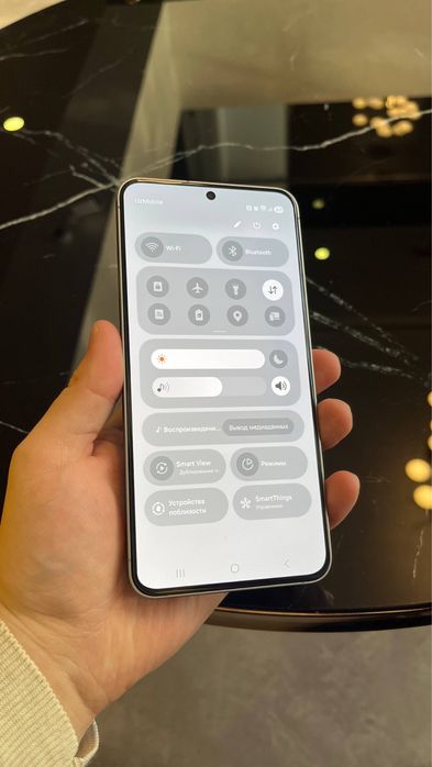 Samsung S25FE sotiladi