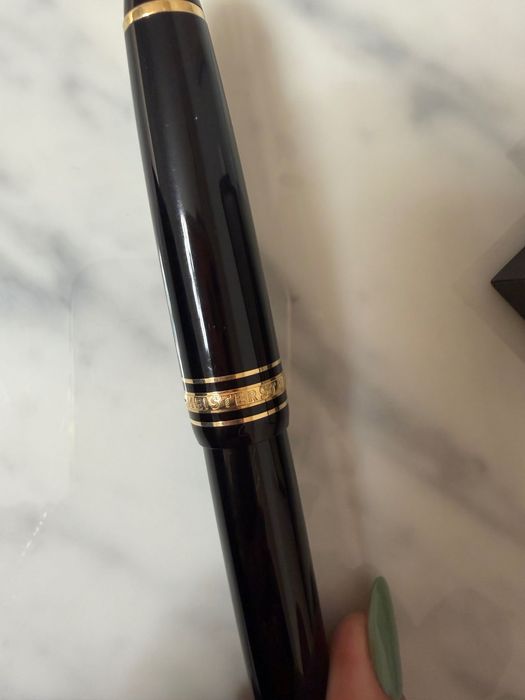 Шариковая ручка Montblanc