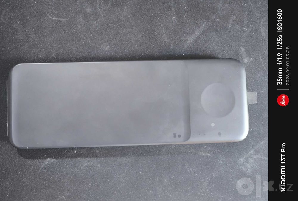Беспроводная зарядка Samsung EP-P6300 (Wireless Charger Trio)