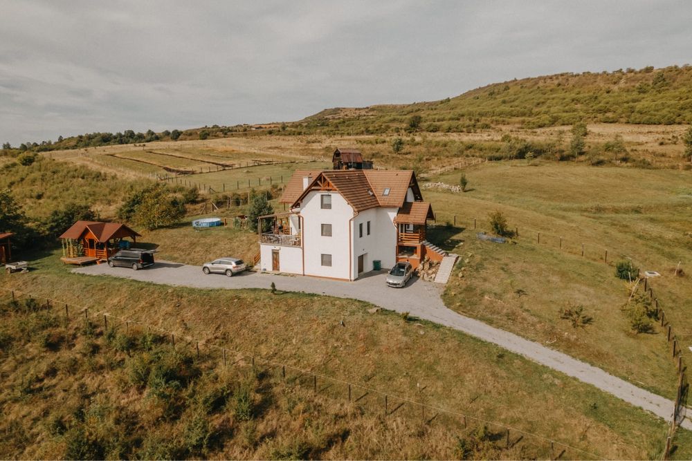 Casă de lucuit in zona liniștită