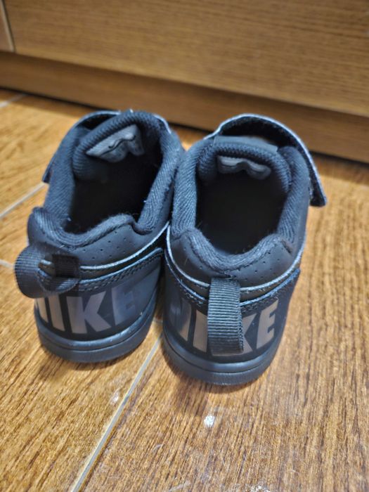 Adidasi Nike baieti marime 31