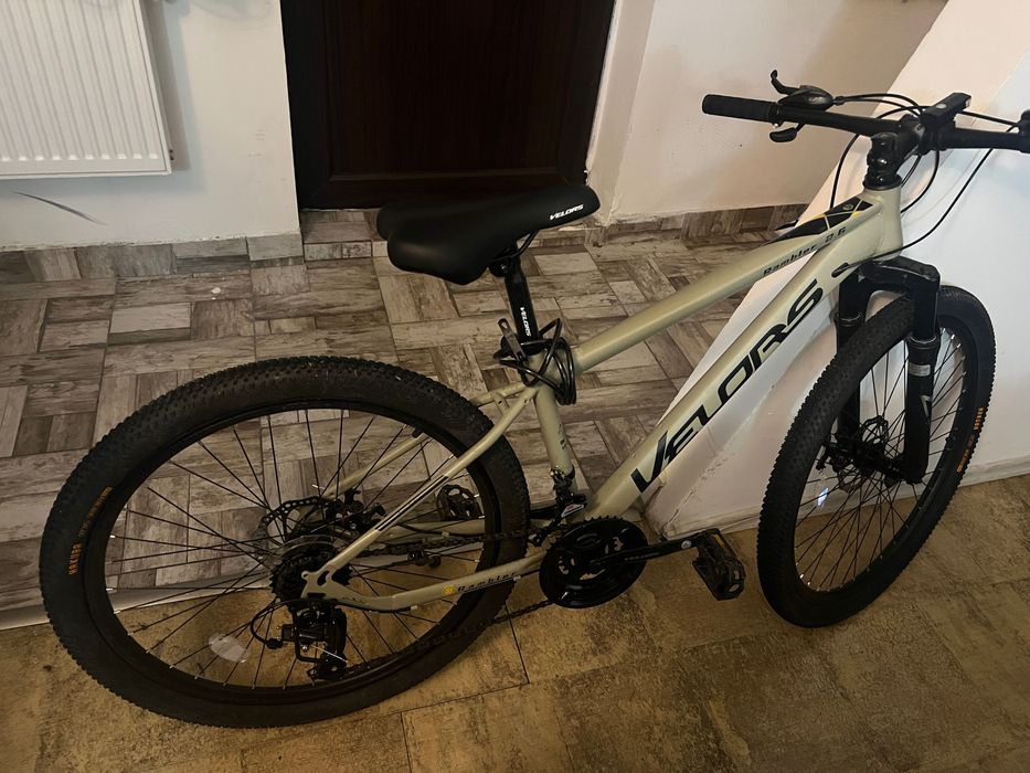 Bicicleta MTB ERBV26310A cu roti de 26" roți, suspensie față, ca nou