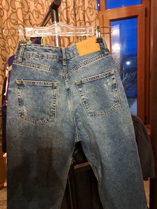 Чисто нови дънки BDG