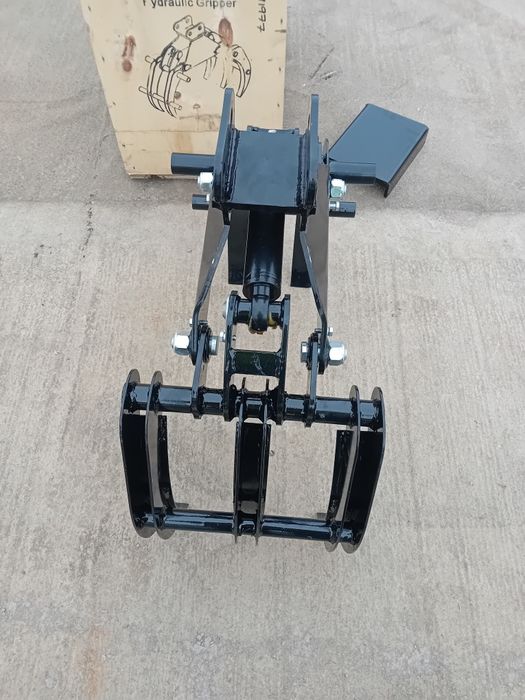 Gheara Hidraulica Noua miniexcavator intre 1 si 2 tone