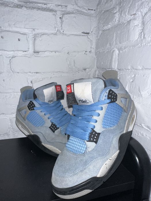 Jordan 4 Retro UNC