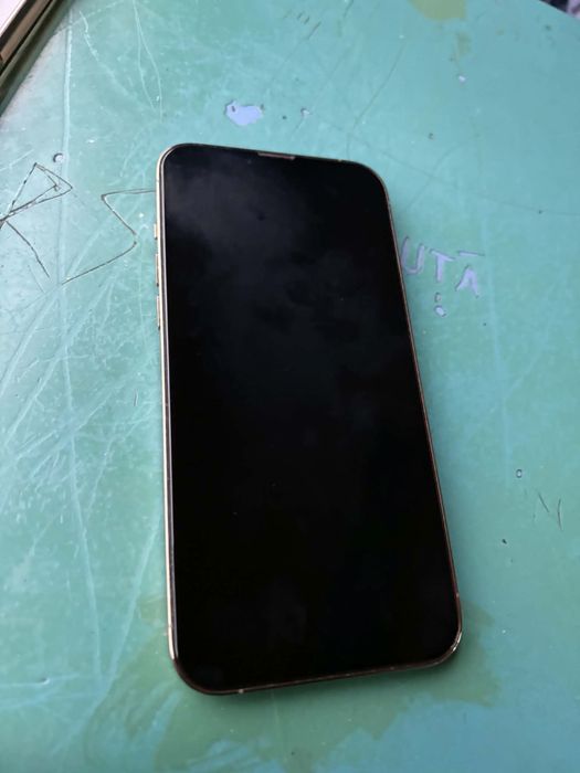 Iphone 13 pro max gold de 256