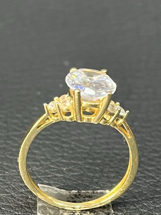 Златен пръстен венчална халка кубичен циркон ЧИСТО НОВ gold zlato halk