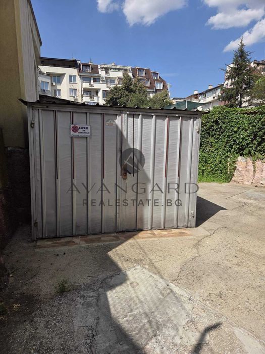 Продава се Тристаен апартамент в Пловдив, Кършияка - 107 кв.м за 1869 €/кв.м - Снимка #11