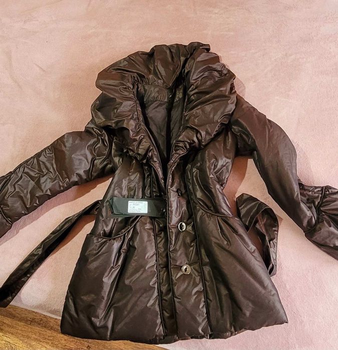 елегантно дамско зимно яке в тъмен кафяв/шоколадов цвят.