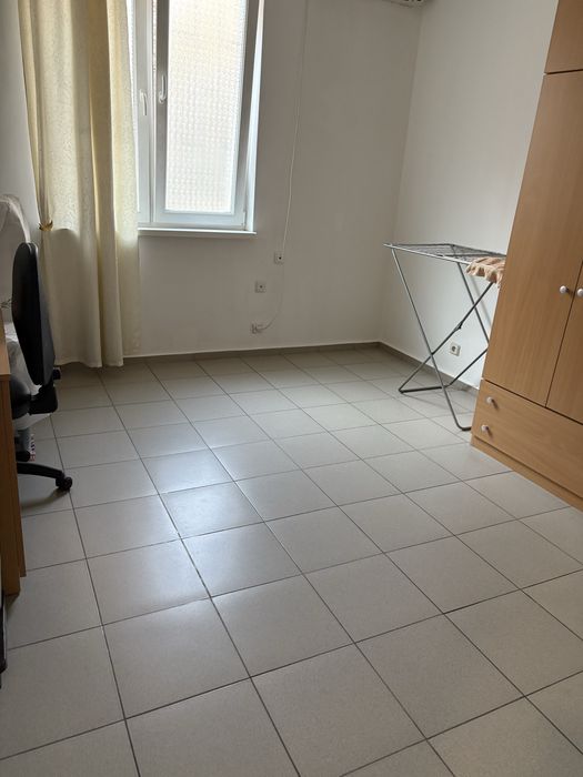 Продавам 3стаен монолит апартамент Кв.Лозенец ,София