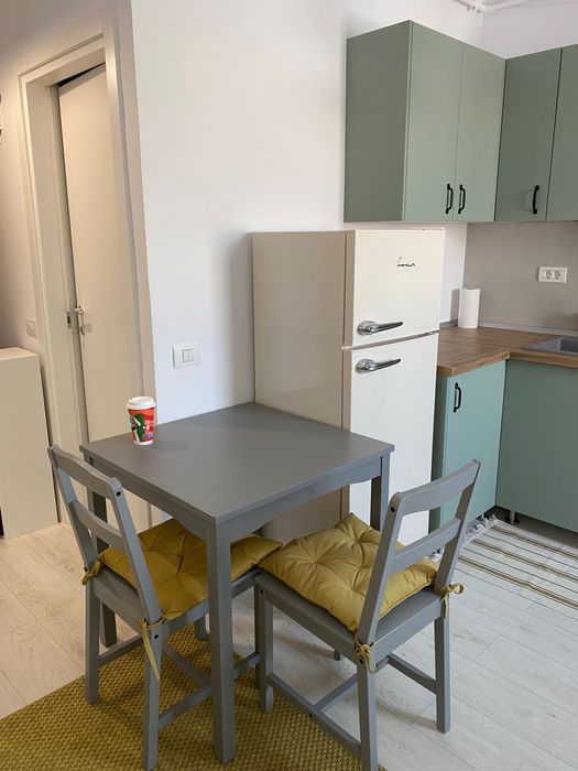 Studio de închiriat