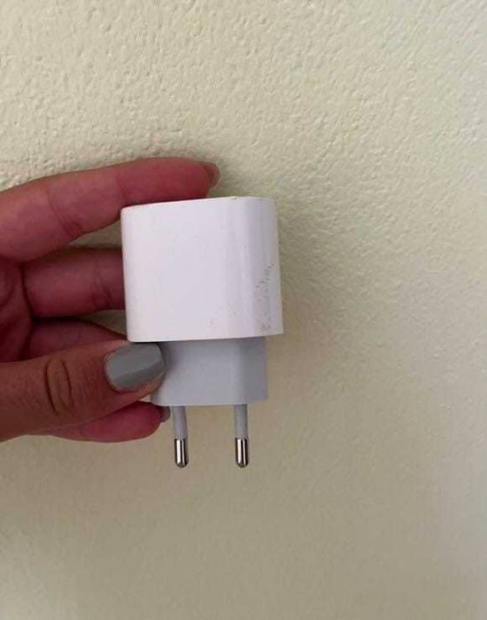Iphone13 + adaptor si cablu