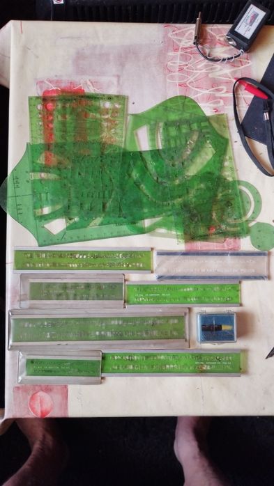 Рапитографи и чертожни инструменти