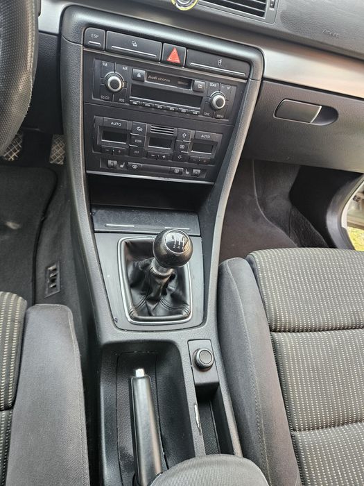 Vand audi a4 b7 motor 2000