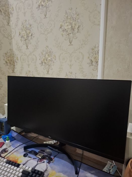 LG 34 inch monitor Ultrawide Ideal