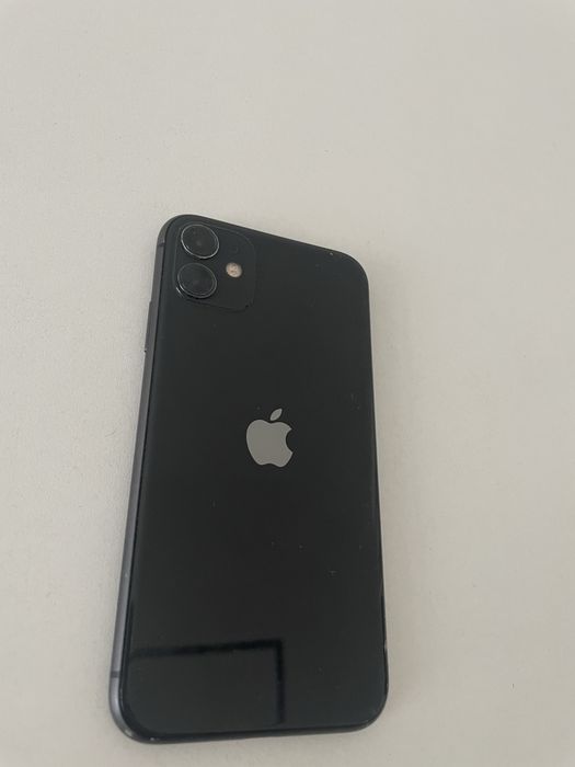 Продам Iphone 11