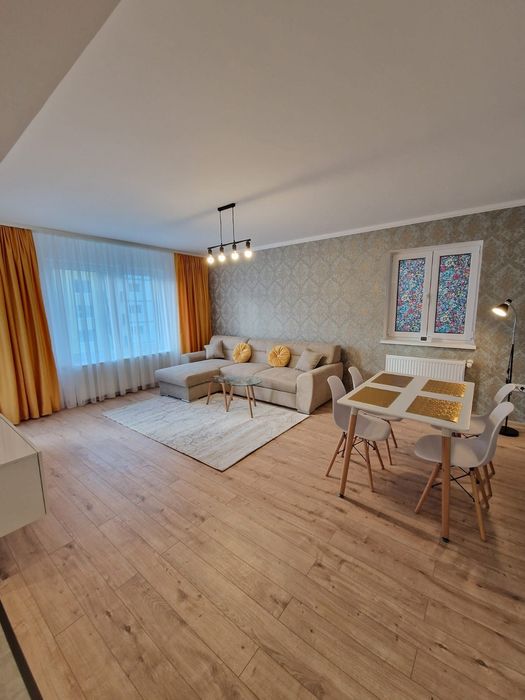 De inchiriat apartament 2 camere zona coresi,parcare,boxa!