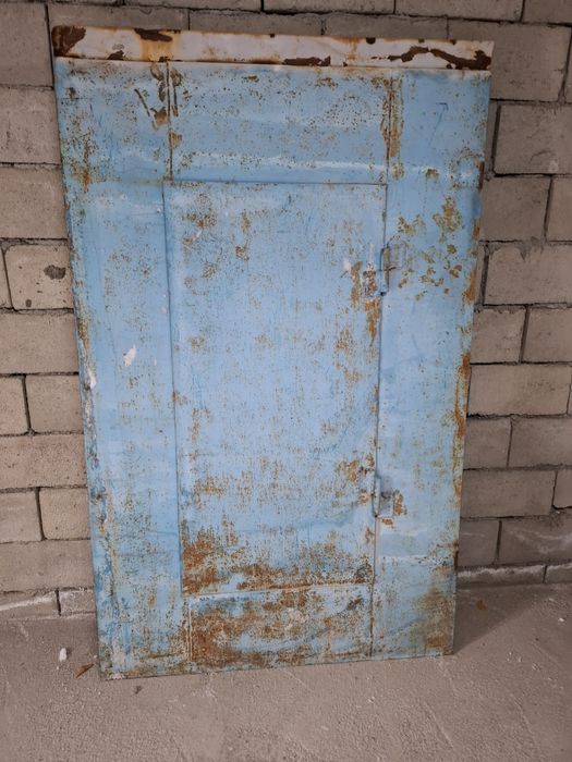 Продам гаражные ворота 4 пары