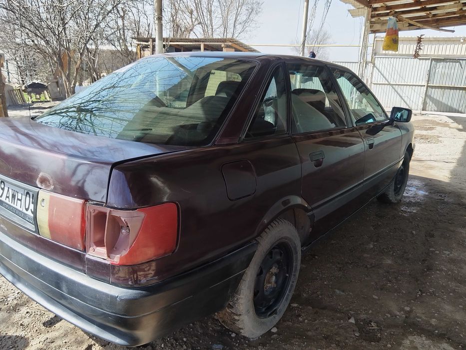 ауди б3 Продаю вишневый