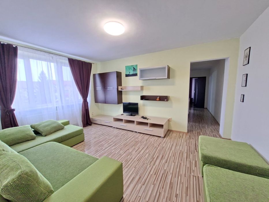 Persoana fizica  inchiriez apartament 3 camere