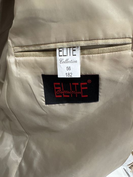 Златисто мъжко официално сако - италианско производство.