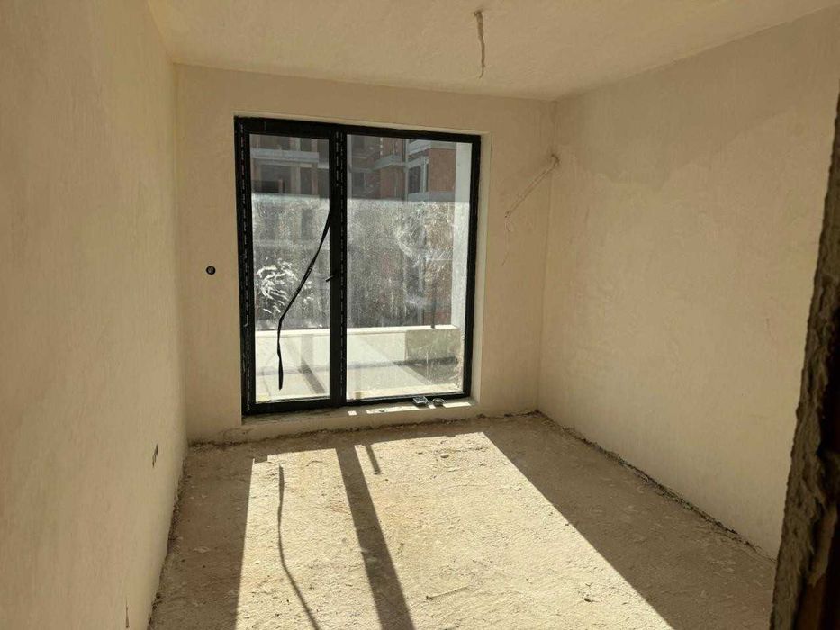 Продава се Двустаен апартамент в Пловдив, Тракия - 72 кв.м за 677 €/кв.м - Снимка #2