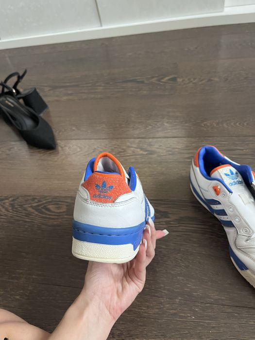 Оригинални Adidas Rivalry Low Swarovski – 39 номер,