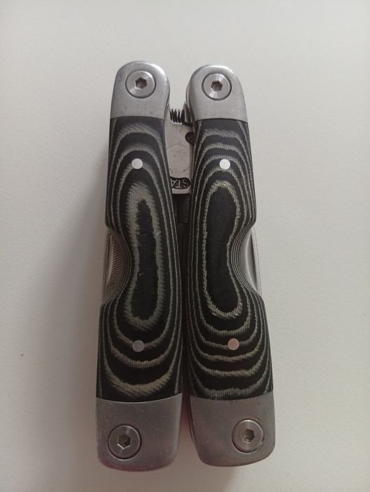 Unealta multifuncțională