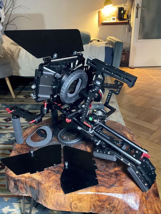 Shoulder Rig CAME-TV pentru camere DSLR / Mirrorless