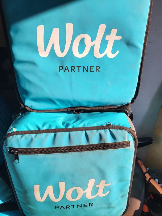 Продам термосумку WOLT велосумка