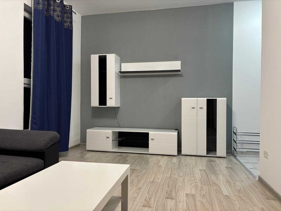 Proprietar  vand apartament 2 camere