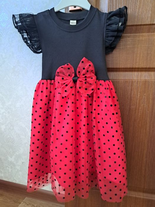 Платье на девочку