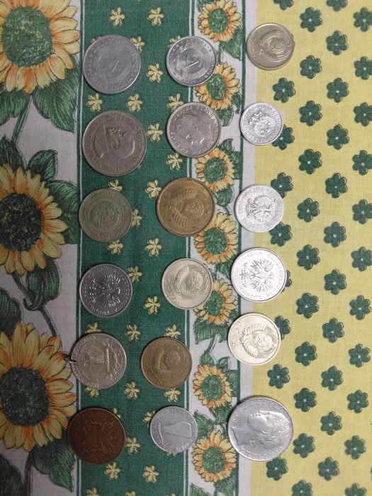 Старинни монети. Някои са доста стари тиражи