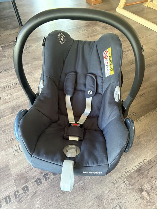 Maxi Cosy i-Size 0-13kg кош/кошница/стол графит