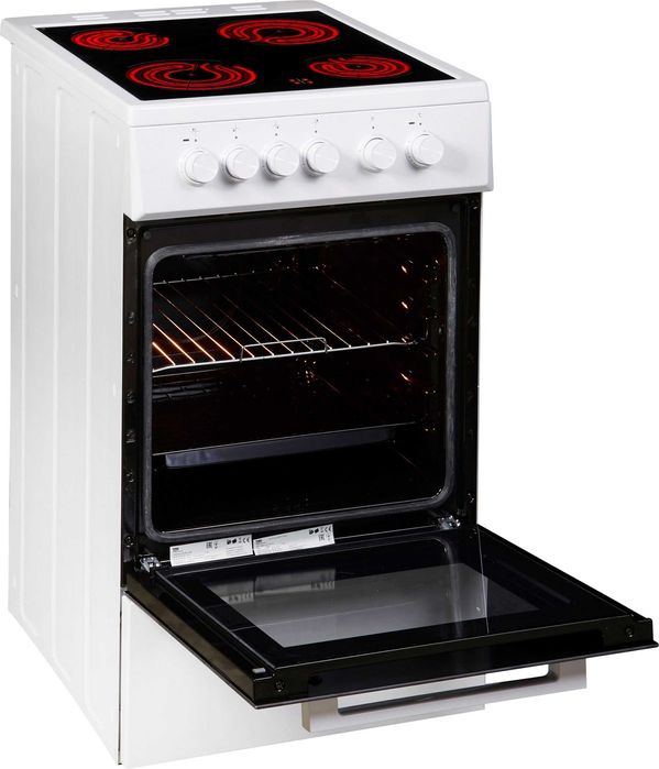 Свободностояща печка BEKO FSS57000GW