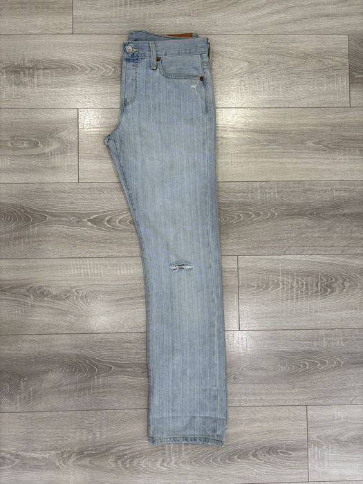 Levi’s джинсы модель 501 ярко синие/голубые.