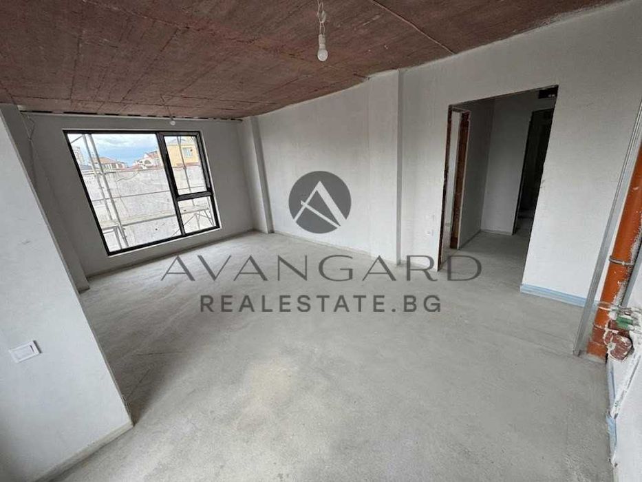 Продава се Двустаен апартамент в Пловдив, Център - 65 кв.м за 1168 €/кв.м - Снимка #2