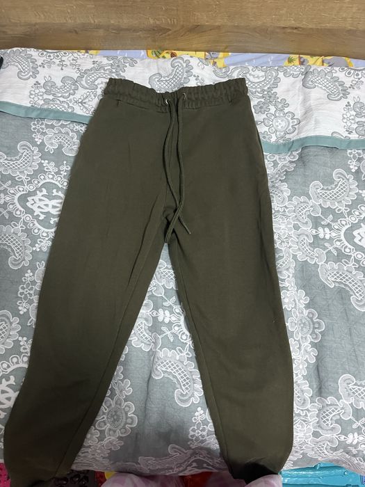 Пробам двое штанов