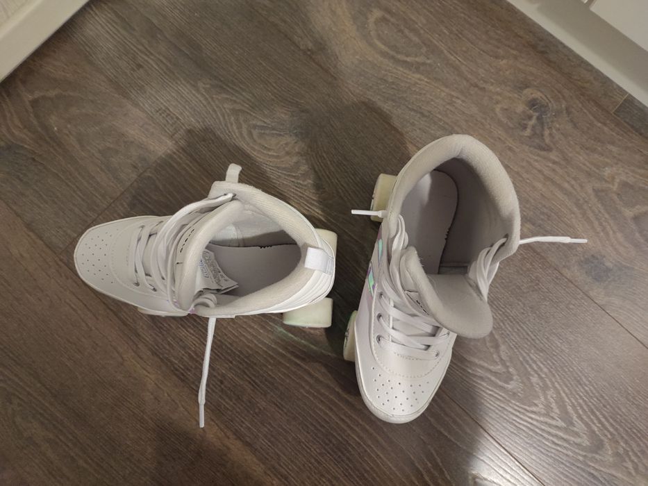 Кънки от Decathlon , в гаранция