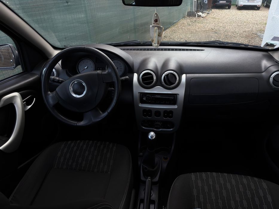 Dacia Sandero 1,4 Gpl Carte Rar,Butelie noua