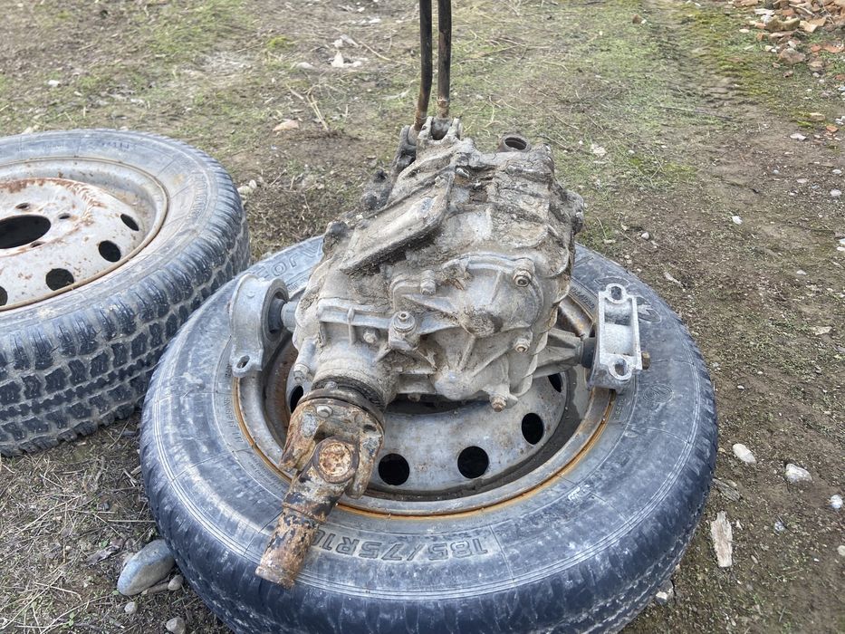 Передний редуктор, раздатка Нива 2121