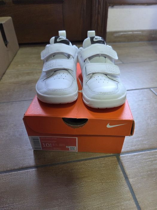 Nike mar 27.5 ca noi