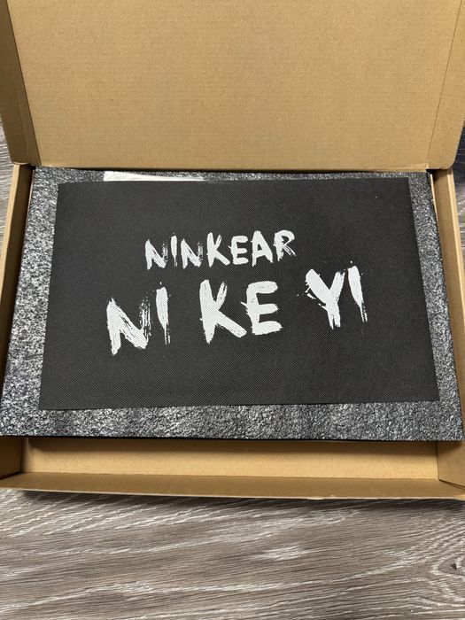 Чисто нов лаптоп с тъчскрийн дисплей – модерен, тънък и бърз!