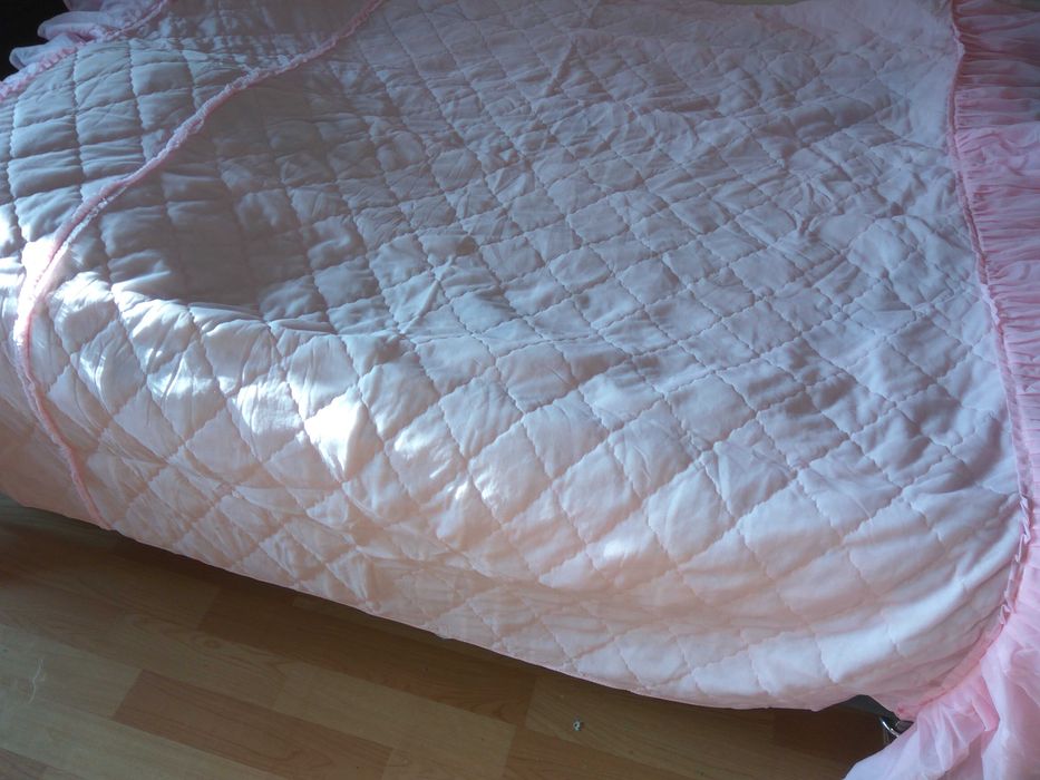 Покрывало  бу, станция метро Москва