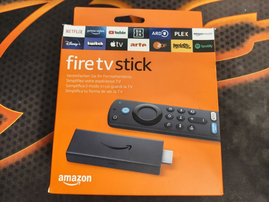 Amazon Fire TV Stick (Full HD) – Пълен комплект + БОНУС HDMI удължител